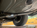 お車を安心してお乗りいただく為には、足回りの定期点検が欠かせません。サービスサポート(有償保証)では無料点検もご提供しており、安心のカーライフをお過ごしいただけるサポート体制が整っています。