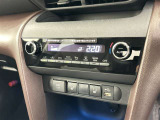 オートエアコン付きなので一度、気温を設定すれば自動的に過ごし易い温度に調整してくれますよ。 車内をいつでも快適空間にしてくれます。