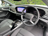 Audiのインテリアはエクステリア同様、優れたデザイン性とクオリティ、そして機能性を兼ね備えております。