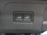 リヤゲートは電動のパワーバックドア!