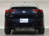 BMWのお車は、走行の安定性とコーナリングの良さを追求し、思い通りにハンドルの操作可能です。試乗車もご用意しておりますので、ぜひ&ldquo;駆け抜ける歓びをご体感ください!