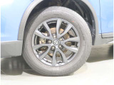 タイヤのサイズは【225/65R17】です☆