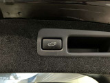 【パワーバックドア】荷物で手が塞がってても大丈夫!リモコンでピッ!力要らずでラクラク開閉!