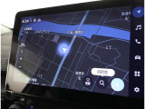 純正ナビを装備。タッチパネル式で使いやすく、お出かけもラクラクです。