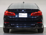 BMWのお車は、走行の安定性とコーナリングの良さを追求し、思い通りにハンドルの操作可能です。試乗車もご用意しておりますので、ぜひ&ldquo;駆け抜ける歓びをご体感ください!