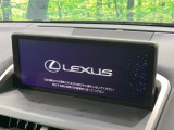 【10.3インチワイドナビ】高級感とインパクトのある大型ワイドナビを装備。各種オーディオ操作はもちろん、横長ワイド画面でのマップ2分割表示など、利便性も高いナビです♪