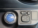 スマートキー装備車なので、キーを取り出さなくてもエンジン始動が可能です。