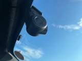 【ドライブレコーダー】ドライブレコーダー装備!走行中はもちろん、あおり運転や事故に遭遇した際、映像で記録し、万一のリスクに備えます。※記録用SDカードはお客様ご自身でご準備いただく必要があります。