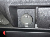 シガーソケット用の充電器が使用可能です!