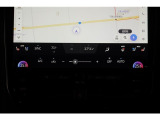 【エアコン】 各操作スイッチなども使いやすい位置に配置されています。