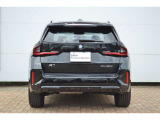 BMW/MINIを熟知したメカニックによる100項目の点検・整備を行います。不具合箇所、交換時期に達している部品に関しましては、全て当社負担で交換してからのご納車となります。