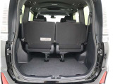 ラゲージスペースだって広々です!車種によっては床下収納やシートの折り畳み、またシートを動かして更にお荷物積めちゃいます♪