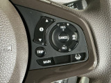 【アダプティブ・クルーズ・コントロール】予め設定した車速内でクルマが自動的に加減速。 前走車との適切な車間距離を維持しながら追従走行し、高速道路でのドライバーの疲労を軽減してくれる嬉しい機能付♪