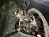 お車を安心してお乗りいただく為には、足回りの定期点検が欠かせません。サービスサポート(有償保証)では無料点検もご提供しており、安心のカーライフをお過ごしいただけるサポート体制が整っています。