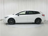 カローラツーリング 1.8 ハイブリッド W×B E-Four 4WD 