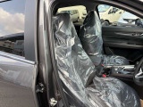 納車後は担当営業から定期的にご連絡を入れさせていただきます。お車を順調に意お乗りいただけているか、お困りのことはないか、担当営業を中心に、アフターフォローをさせていただきます。