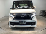 一目見てホンダ車だとわかるカッコいいフロントマスクです!