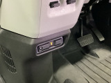 ビルトインタイプの【ETC】で見た目もスッキリ。高速道路の利用にとても便利です。