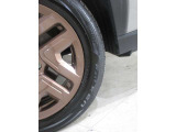タイヤサイズは225/55R18です!