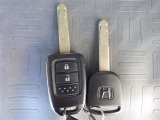 トヨタ認定中古車保証付!(1年間、距離無制限 HV車はHV保証付) 別途延長保証もご用意しております♪ ぜひ現車を確認にご来店ください