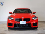 【キドニーグリル】BMWは約90年もの間、ほぼ全ての車両にひと目でBMWだと分かるこの特徴的なフロントグリルが備えられ、デザイン・アイコンとして親しまれてきました。