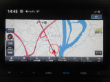 ホンダ純正Gathersのナビを装備しています。