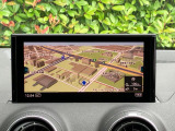 アウディのナビゲーションシステム『MMI(マルチメディアインターフェイス)』 ナビ・オーディオ・車両設定等すべての機能を司どっています。