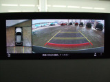 360&deg;ビューモニターを搭載しています。コーナーセンサーと合せてお使いいただくことで、安全、安心にお車の取り回しを行っていただけます。