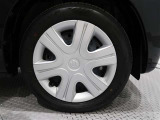 タイヤサイズは155/65R14です。