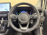 ステアリングスイッチ搭載!手を離さずに手元のスイッチでさまざまな操作が可能。運転中、視線をそらさなくても操作ができて安全です!