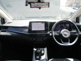 ノートの運転席廻りになります。