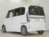 当社では、お客様に安心してお車をお選びいただくため、ご購入前に現車のご確認をお願いしております。