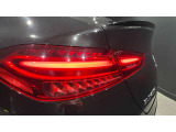 メルセデス・ベンツは全モデルに『水性塗料』を採用しています。従来の油性塗料に比べ、塗装時に出す有害物質を大幅に低減しており、地球環境の保護に貢献しています。
