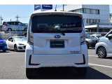 まごころクリーニング施工後納車致します。1全席シートクリーニング2内容パネル汚れ落とし3エンジンルーム洗浄4アルミホイール洗浄5室内消臭、除菌、抗菌6ラッピング計6点を実施して清潔な状態でございます