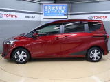 両側パワースライドドア付きだから、狭い駐車スペースなどでの 乗り降りラクラク!小さなお子さまのいるご家庭には嬉しい装備。