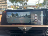 駐車時、後方の映像がモニターで確認できます。狭い場所での駐車もスムーズです。