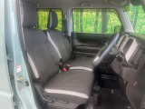 運転席シート廻りは使用感も少なく、良好な状態となっています。丁寧に使われていたことがよくわかりますね。