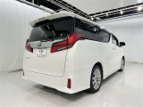走りにこだわりながら収納力も持ち合わせたお車です。荷物を載せて軽快なドライブを楽しめますよ♪