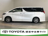 両側パワースライドドア付きだから、狭い駐車スペースなどでの 乗り降りラクラク!小さなお子さまのいるご家庭には嬉しい装備。