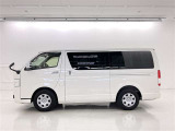 スライドドア開口部が広く荷物の出し入れがスムーズにできます。