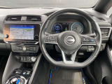 リーフの運転席周りの画像です。興味がわいて来ませんか?ゆっくり、じっくりご覧下さい。