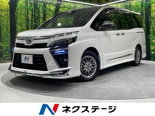 ヴォクシー 1.8 ハイブリッド ZS 煌III