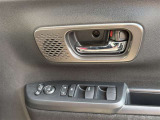 運転席窓操作部