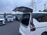 ガラスハッチのみの開閉ができますので、お買い物等にとても便利です。