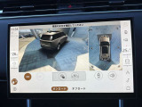 3Dサラウンドカメラ(360&deg;カメラ)で全方位の死角となる部分や発進時・駐車時・細い路地からの運転などカメラを通してモニターで確認することが可能です。