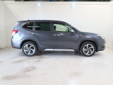 SUBARU認定U-Carでは独自の厳しい基準を設けた「まごころクリーニング」を全車に実施しております。