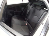 中古車をキレイで気持ちよくお乗りいただけるよう、エンジンルームからシートを外した洗浄まで、目に見えない部分も徹底的に洗浄しています!