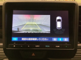 バックでの車庫入れも安心です! リアカメラが付いているバックモニター付のナビを装備しております。バンパーについているソナーや、操作線もついており距離感も画面から確認できます。