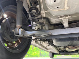お車を安心してお乗りいただく為には、足回りの定期点検が欠かせません。サービスサポート(有償保証)では無料点検もご提供しており、安心のカーライフをお過ごしいただけるサポート体制が整っています。