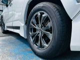 RAV4 2.5 ハイブリッド G E-Four 4WD 